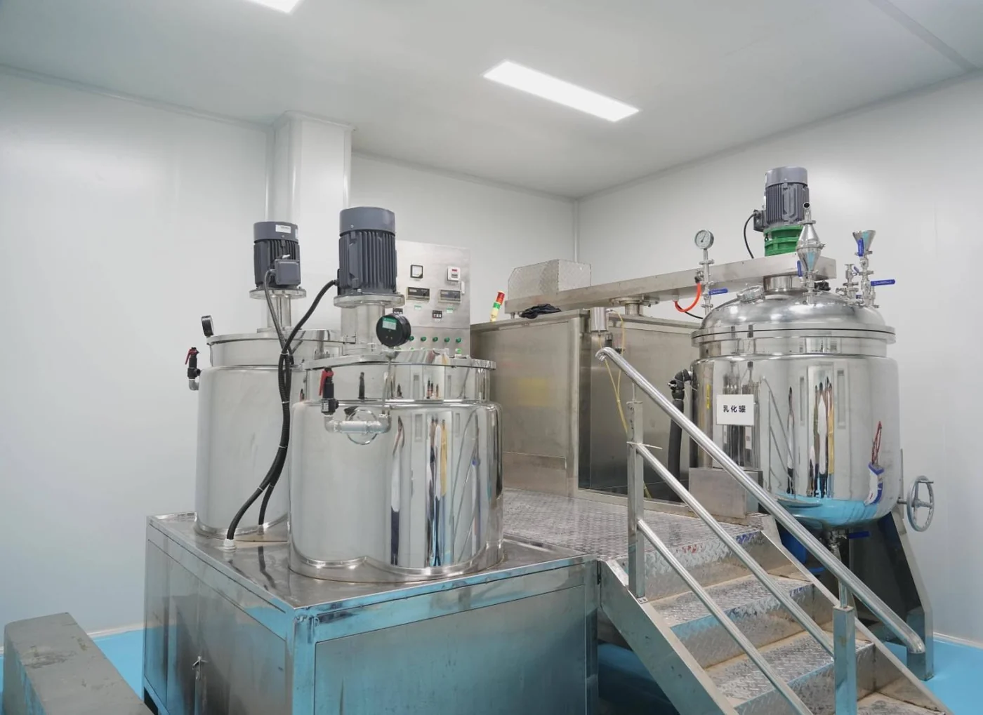 Stainless steel liquid pet grooming product production equipment